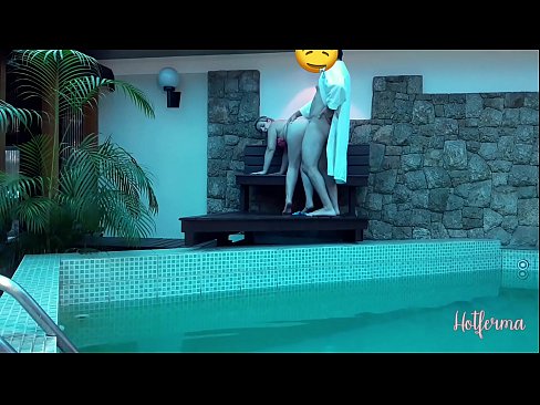 ❤️ El jefe invita a la criada a la piscina, pero no pudo resistirse a una caliente ❤❌ Super porno en es.analpics.ru ❌️
